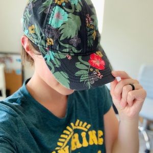 Tropical Baseball Cap 🧢